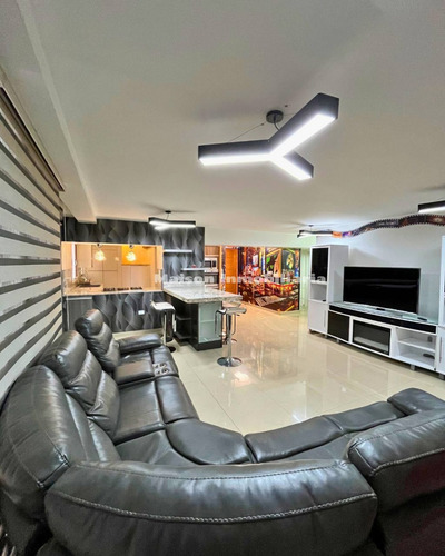 Se Vende Apartamento Exclusivo Y Amoblado En San Isidro Maracay