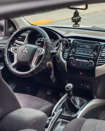 Mitsubishi Montero Sport 2.4