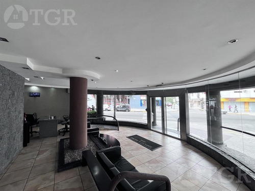 Venta Dpto 4 Ambientes Con Sum, Gimnasio Y Cochera Cubierta En Caseros | Apto Crédito |