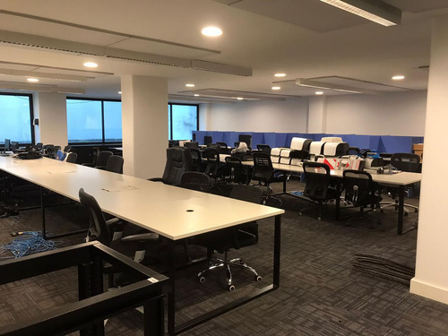 Excelente Oficina En Alquiler En Zona Plaza San Martín