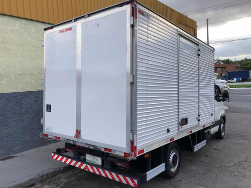 Imagem 9 de 12 de Iveco Daily 30s13 Bau Piso De Ferro