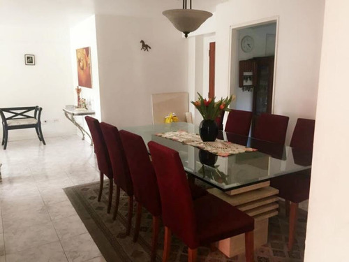 Imagen 4 de 9 de Se Vende Apto 110m2 3h+s/2b+s/2p Santa Ines 7775