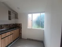 Comprar El Tejar Apartaestudio Max Dos Personas No Mascotas. $950.000 Inlcuye  Servicios Publicos  Incluidos Cod.270325-01