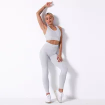 Comprar Conjunto Deportivo Lycra Push Up + Crop Top Gris - Ref 5030