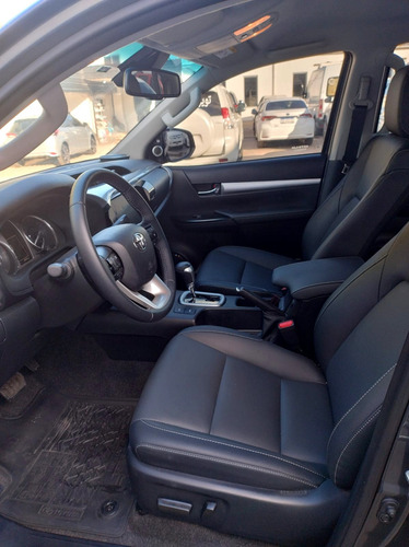 Toyota Hilux 4x4 Dc Srx 2.8 Tdi 6 At 2024