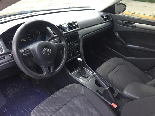 Imagen 5 de 9 de Volkswagen Passat 2012 2.5 Sportline At