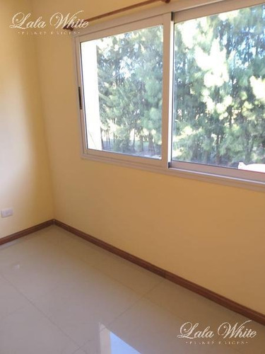 Imagen 13 de 22 de Venta - Casa En Malibú
