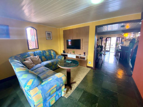 Casa Para Venda Em Teresópolis, Fazendinha, 6 Dormitórios, 3 Suítes, 6 Banheiros, 5 Vagas - C-541_2-1155777