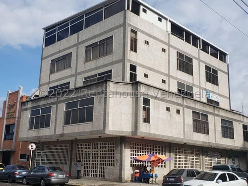 En Alquiler Oficina Comercial Maracay Av. Miranda 24-1799 Ap.