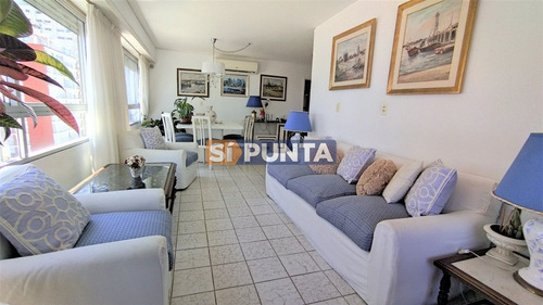 Imagen 9 de 21 de Apartamento En Venta - Zona Península.