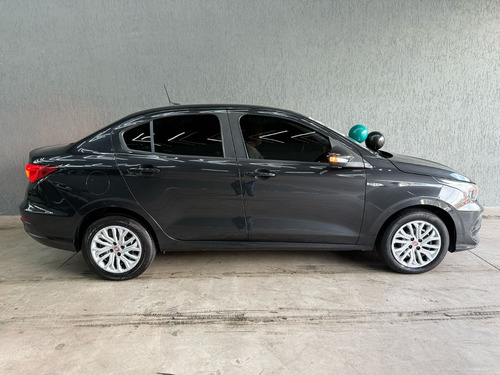 Fiat Cronos 1.8 Drive 16v Flex Aut. 4p