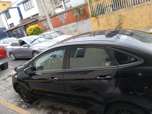Ford Fiesta 1.6 S 5vel Sedan Mt