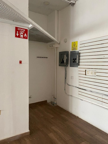 Local Comercial En Renta De 135 M2 En Centrito Valle En San Pedro Garza Garcia