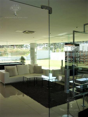 Apartamento Venta/ Alquiler Anual. Punta Del Este.