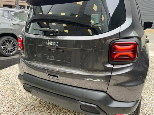 Jeep Renegade 1.8 Sport At6