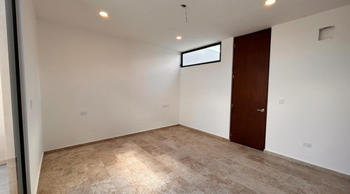 Casa En Venta Merida, Temozon Norte, Asensa, Equipadas, Entrega Inmediata.