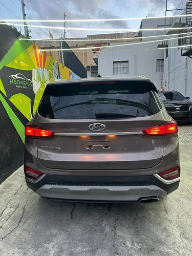 Hyundai Santa Fe 2019 Americana Clean Carfax!!