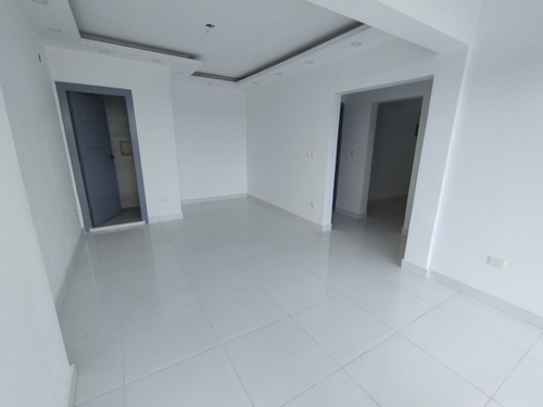 Se Vende Amplio Y Hermoso Penthouse En Vista Hermosa