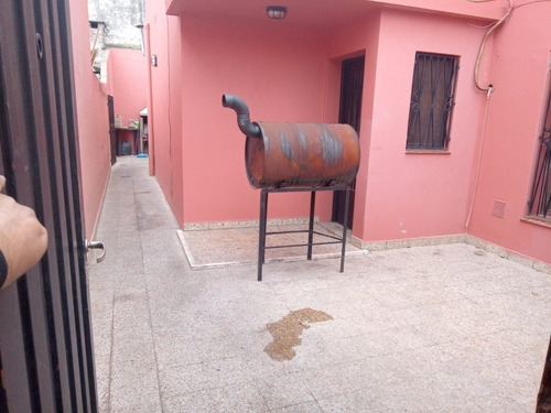 Imagen 1 de 14 de Vendo Casa Con Galpones En Olivos