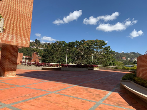 Imagen 6 de 30 de Moderno Apartamento Al Lado Del Gama Plus De La Trinidad