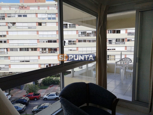 Imagen 4 de 28 de Apartamento En Alquiler - Playa Mansa