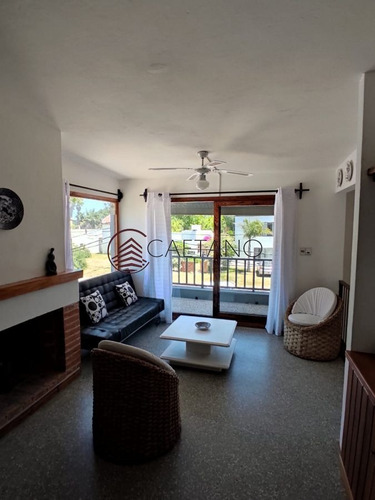 Imagen 3 de 30 de Casa De 3 Dormitorio Mas Dependencia A 1 Cuadra Del Mar - La Barra El Tesoro