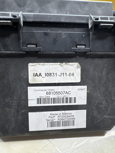 2012 Dodge Caravan Tipm Rt032342i9 Caja Fusibles 68105507ac (Usado)