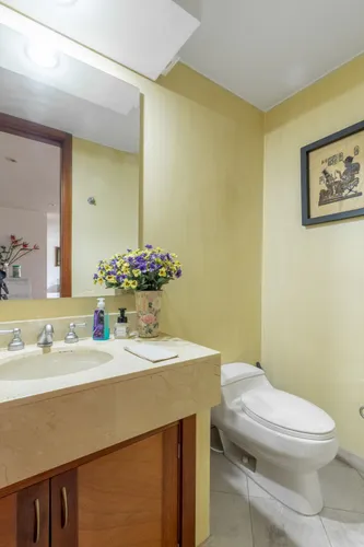 Apartamento En Arriendo/venta En Los Rosales. Cod A14827