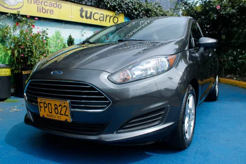 Ford Fiesta 1.6 Sportback Se Mecánico