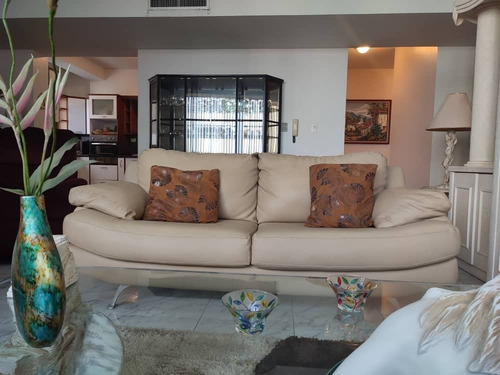 Imagen 11 de 28 de Mariaestela Boada, Vende Excelente Apartamento En Lecheria. 04248354464
