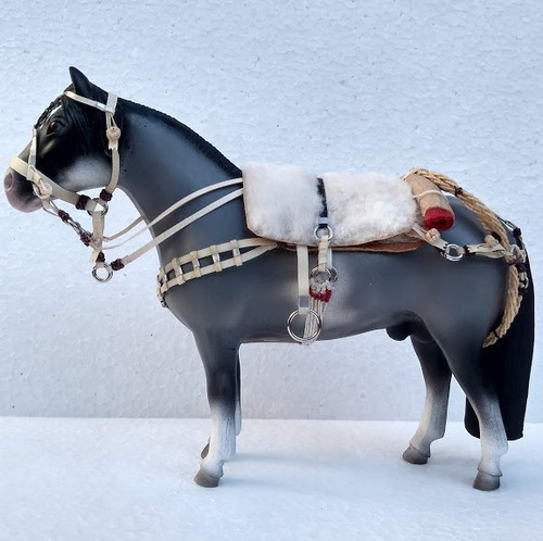 Miniatura  Cavalo Encilhado Sob Encomenda Escolha A Pelagem