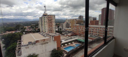 Karen García Vende Una Amplia Y Espaciosa Oficina En El Centro De Barquisimeto, Ideal Para Tu Empresa, Buena Vista Al Manzano, Grandes Espacios.