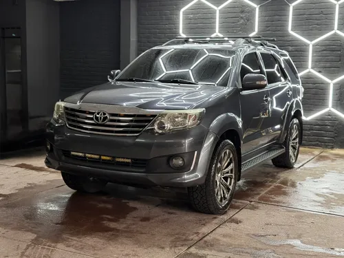 Toyota Fortuner 2.7l 4x2