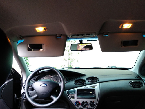 Ford Focus Glx 2.0 Hatch Manual - Bancos De Couro