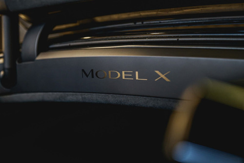 Tesla Model X Elétrico Plaid
