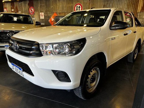 Toyota Hilux 2.4 Cd Dx 150cv 4x2