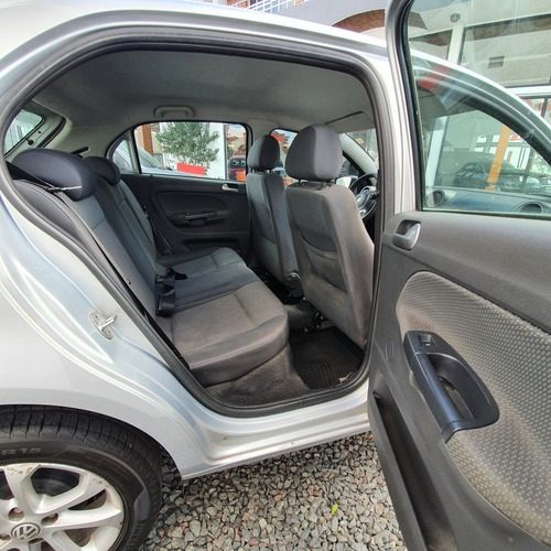 Imagen 5 de 6 de Volkswagen Gol Trend 1.6 Pack Iii 101cv I-motion 2013