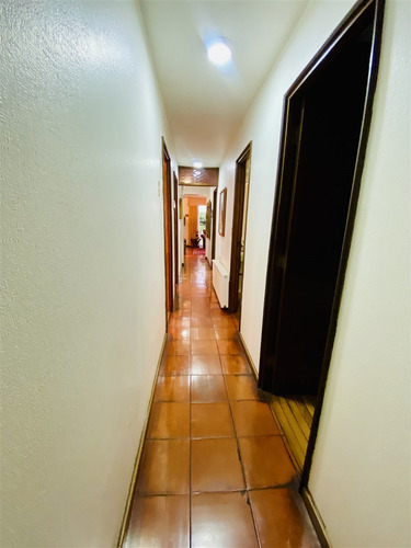 Arriendo Casa 4 D, 3 B, 2 Est, 1 Bd.en Las Condes
