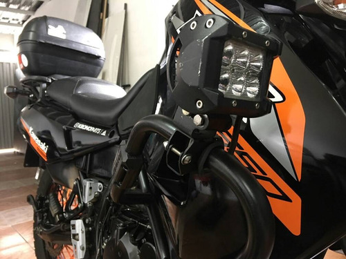 Imagen 2 de 3 de Base Faro Led Moto Metalica Klr Vstrom Tx Tienda Fisica