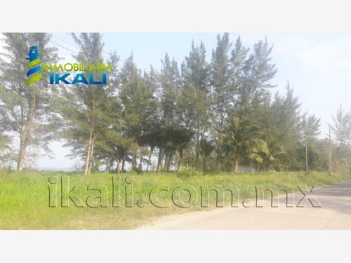 Imagen 1 de 10 de Terreno En Venta Playa