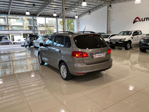 Volkswagen Suran 1.6 Comfortline 101cv 2016