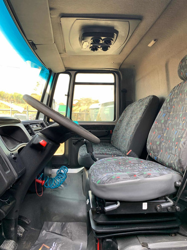 Imagem 9 de 11 de Ford Cargo 816 S