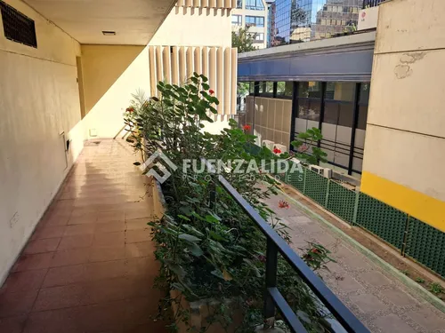 Departamento Venta Para Remodelar 3 Dorm. En Providencia
