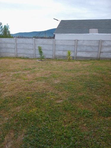 Arriendo Espléndida Casa En Condominio 3d/2b/3e, Limache.