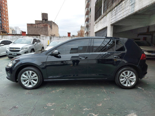 Imagen 5 de 16 de Volkswagen Golf Comfortline Manual