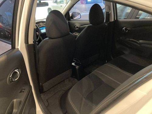 Nissan Versa 1.6 16v Flexstart Sv 4p Xtronic