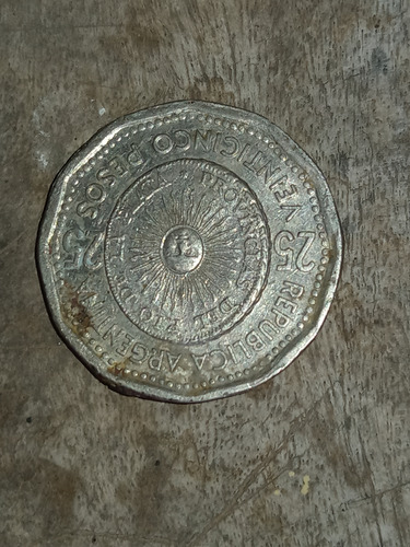 Vendo Primera Moneda Patria