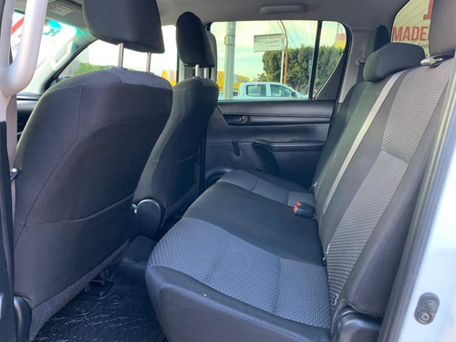 Toyota Hilux 2.8 Tdi Cabina Doble Mt