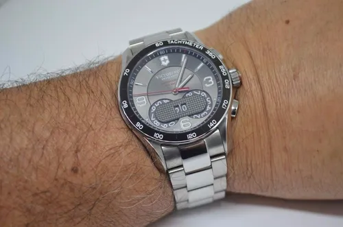 Victorinox 241618 store