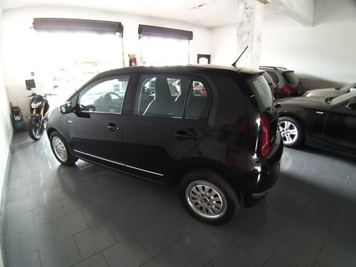 Volkswagen Up! 1.0 Black Up! 75cv 2015